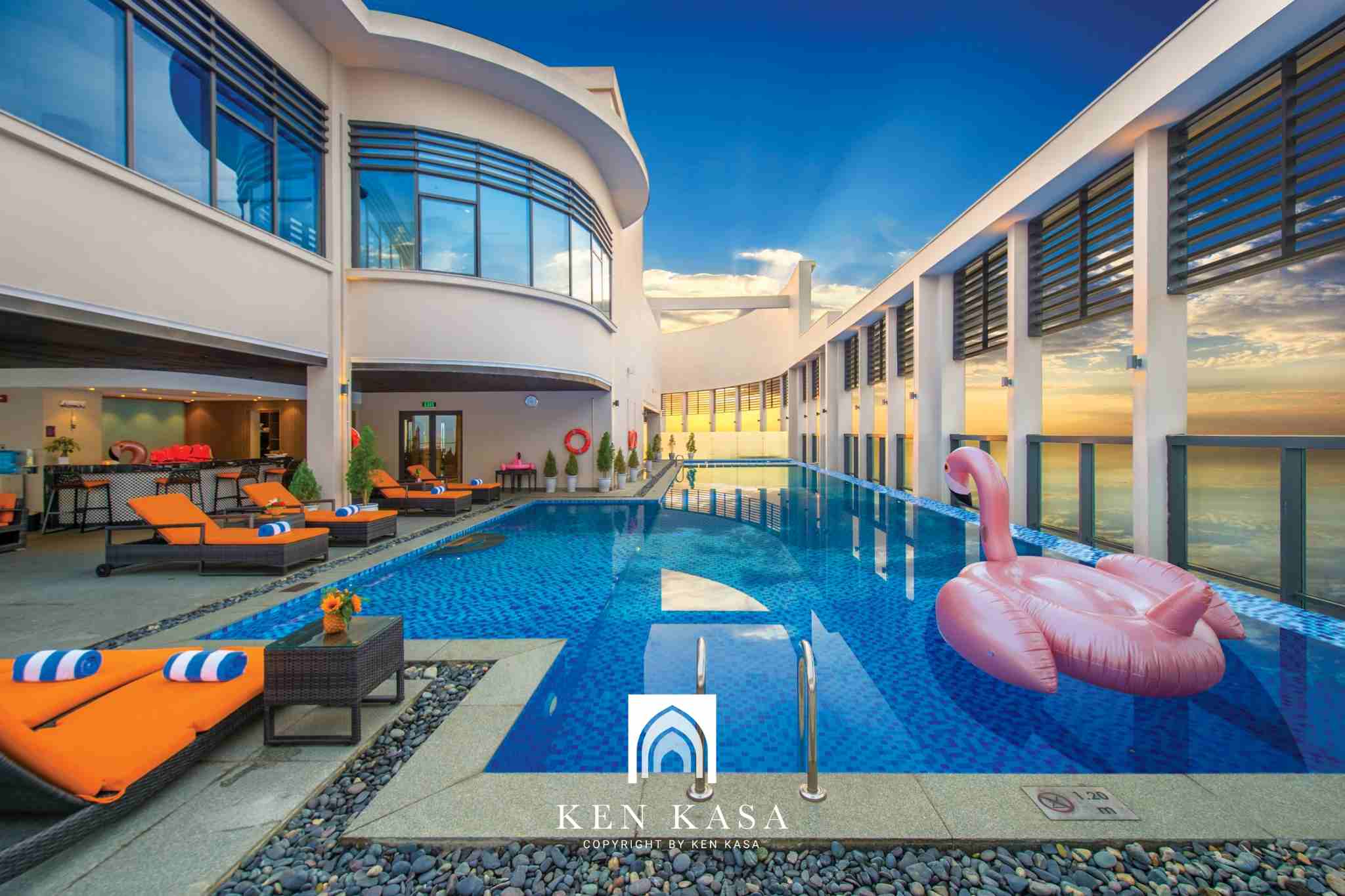 review Altara Suites Da Nang Hotel